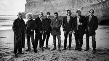 Los Fabulosos Cadillacs, representantes argentinos.