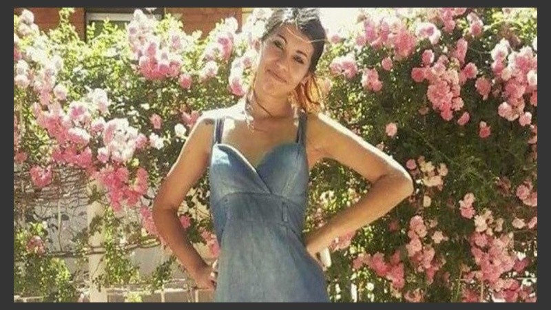 La mujer asesinada vivía en Rincón del Sauce.