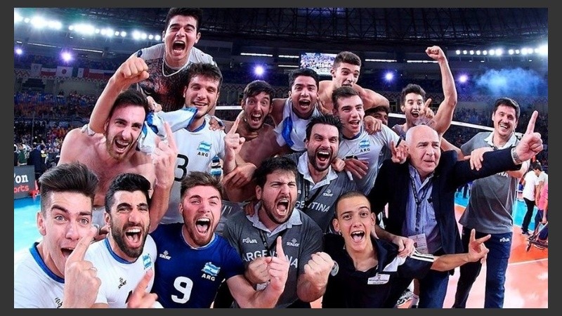 El festejo del plantel argentino campeón.