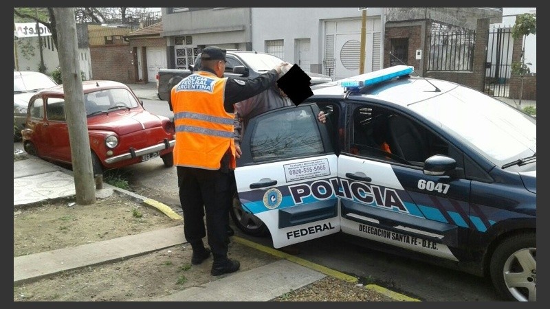 El cirujano plástico de Santa Fe detenido en la capital provincial.