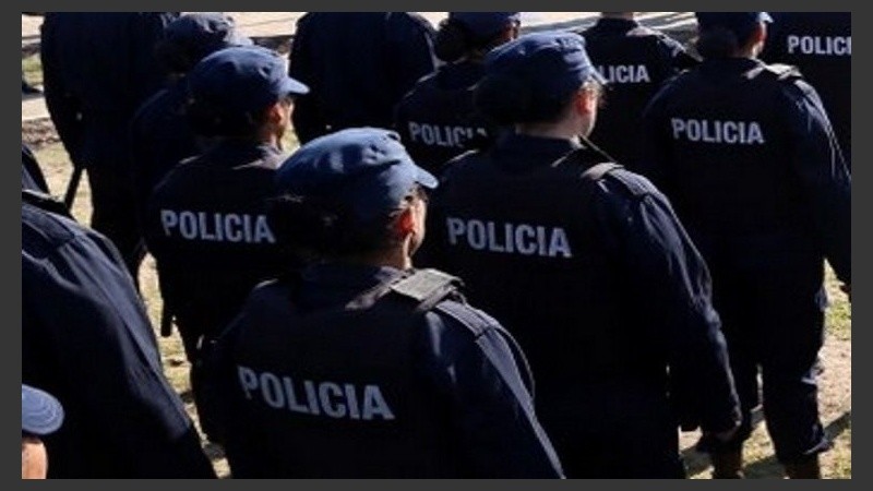 Por segundo año consecutivo, las mujeres aspirantes a sumarse a la Policía de Santa Fe no pueden inscribirse. 