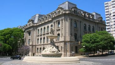 Los recorridos permitirán, entre otras cosas, conocer la arquitectura de Rosario.