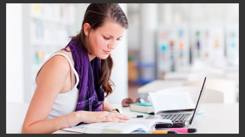 Una de las técnicas es estudiar en varios lugares.