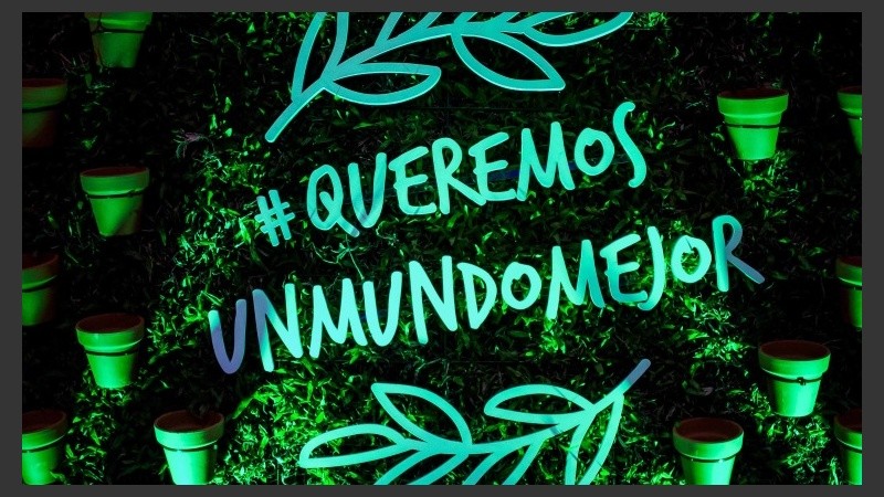 Una marca rosarina festeja sus 20 años con mensajes a favor del ecosistema.