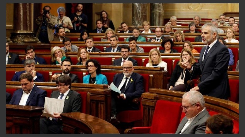 El voto en el Parlamento catalán fue secreto. 