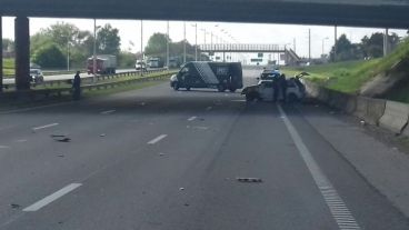 El tránsito estaba cortado en la zona.