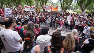 Los docentes y estudiantes se movilizaron contra la evaluación nacional.