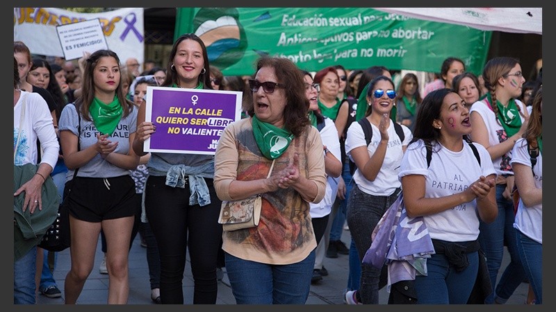 La movilización avanzó por el centro de la ciudad.