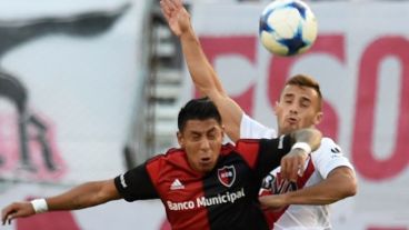 Newell's venció a River en el Monumental por 3-1.