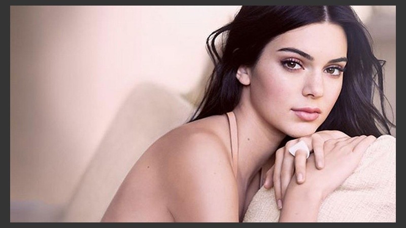 Kendall Jenner Se Convierte En La Modelo Mejor Pagada Del Mundo Rosario3 