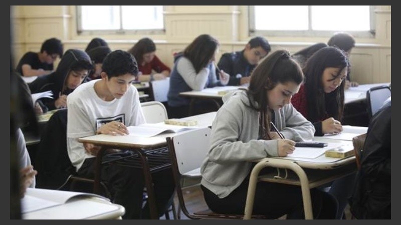 Los chicos tendrán que alcanzar el 7 para aprobar las materias.