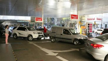 Ni largas colas ni paro, actividad normal en las estaciones.