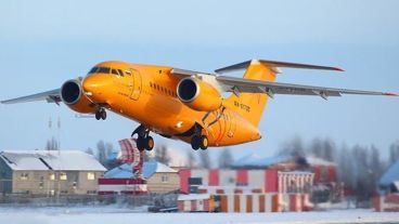 El avión cayó cerca de Moscú.