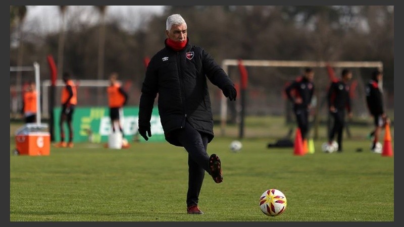 De Felippe quiere patear la racha negativa de visitante de Newell's.