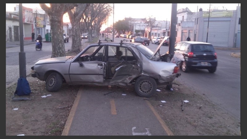 Así quedó el Renault. 