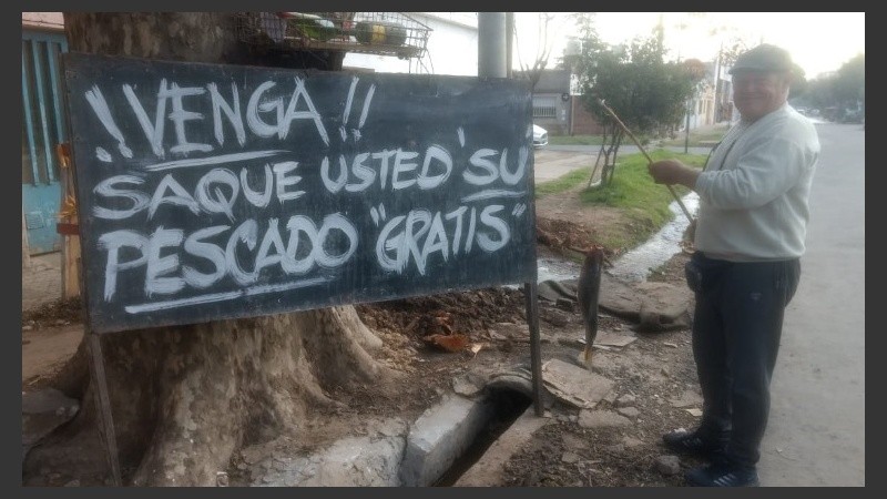 Los vecinos de Villa Urquiza, entre la bronca y la ironía.