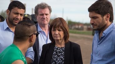 La ministra habló con los encargados del club de zona sur.