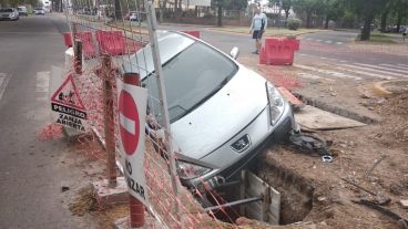 El vehículo circulaba por 27 de Febrero.