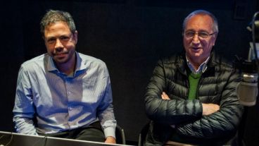 El presidente Di Pollina y el ex, Broglia, encabezaron el pedido.