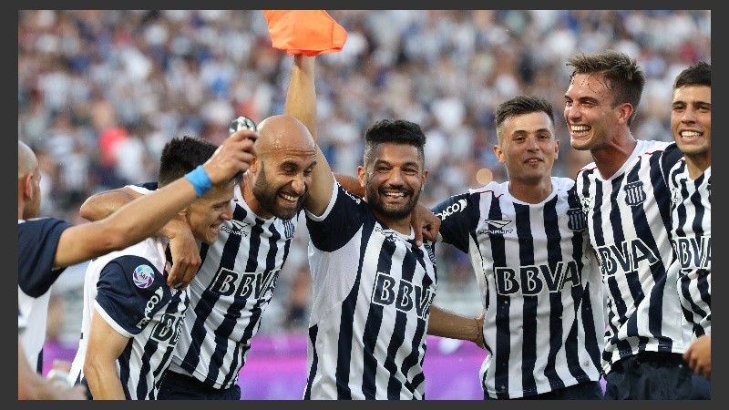 Talleres desató un festejo en Córdoba por la goleada en el clásico.