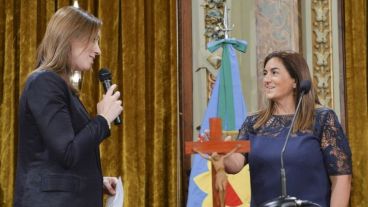 María Eugenia Vidal y Fernanda Inza.