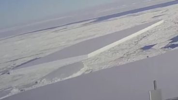 Más imágenes del iceberg rectangular tomado por la Nasa.