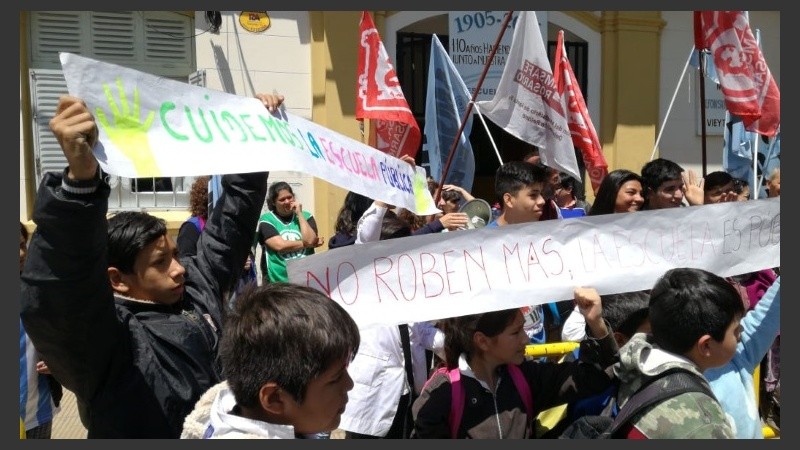 Fuertes mensajes de los alumnos.