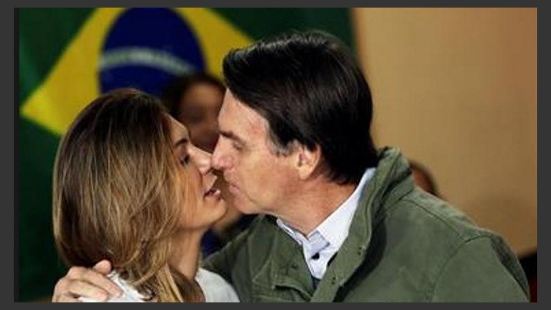 Los Bolsonaro festejan la victoria. 