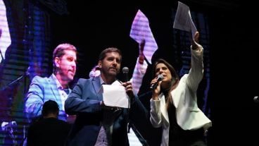 Juan Junco y Cecilia Casabonne, conductores del encuentro.