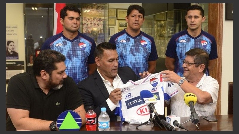 Gamboa, en su presentación en el Tricolor paraguayo.