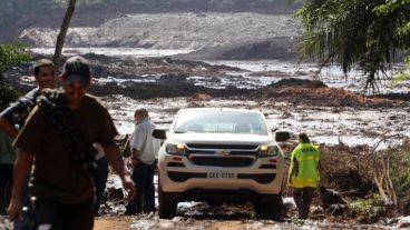 El alud se llevó todo a su paso por el pueblo.