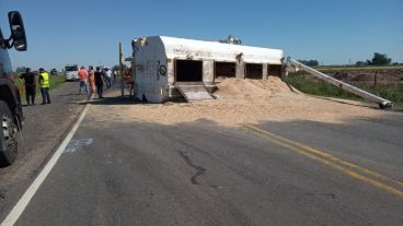 El siniestro vial ocurrió en la ruta A012.