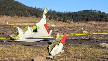 Restos del fuselaje, a pocos kilómetros del lugar del despegue.