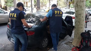 La Policía Federal encabezó el operativo este sábado en Oroño y Urquiza.