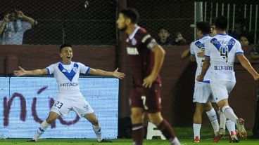 Almada metió un golazo determinante en La Fortaleza.