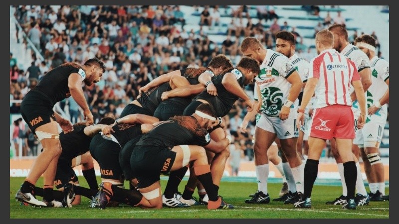 Jaguares busca una nueva victoria en cancha de Vélez.