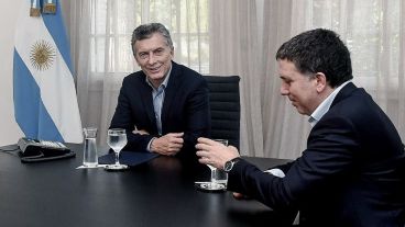 Macri y su ministro de Haciendo, Nicolás Dujovne.