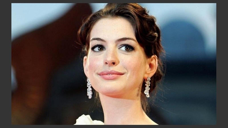 Filtran fotos de Anne Hathaway desnuda | Rosario3