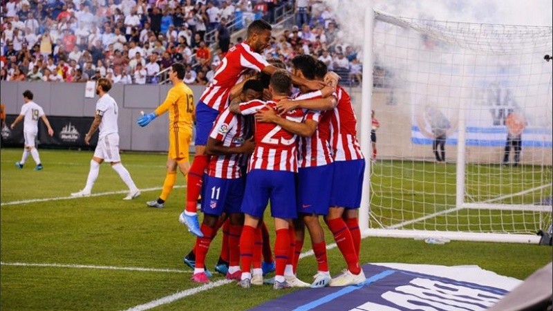 El festejo del Aleti en el histórico derby jugado en Estados Unidos. 