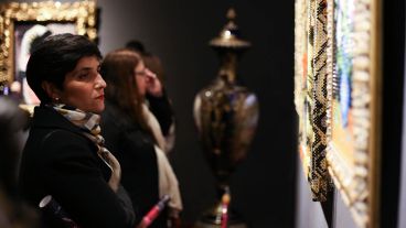 Inauguró este viernes la muestra del rosarino Román Vitali llamada "Los cuadros, robados", inspirada en las piezas robadas del museo Estevez.