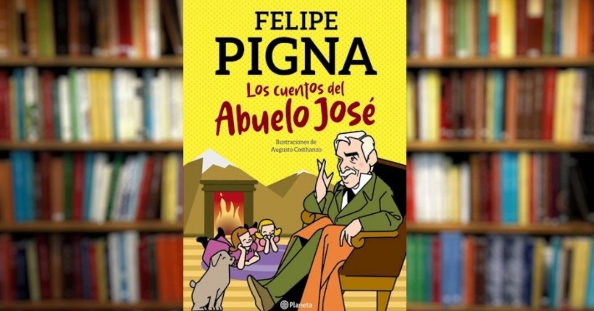 Felipe Pigna book signing