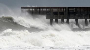 Dorian: según la división de manejo de emergencias de Florida, esta mañana había poco mas de 12.600 reportes de pérdida de energía.