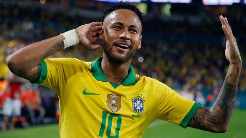 Nemar celebrando su gol ante Colombia. 