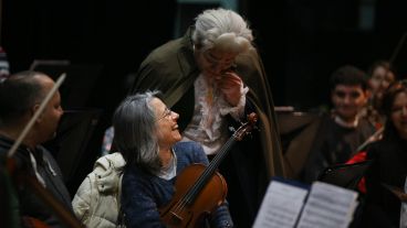 "Los didácticos de la Sinfónica": un espectáculo en el teatro El Círculo que acerca a los jóvenes a la música.