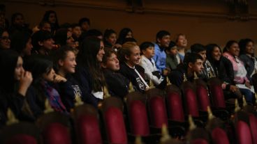 "Los didácticos de la Sinfónica": un espectáculo en el teatro El Círculo que acerca a los jóvenes a la música.