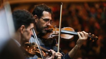 "Los didácticos de la Sinfónica": un espectáculo en el teatro El Círculo que acerca a los jóvenes a la música.