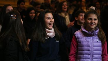 "Los didácticos de la Sinfónica": un espectáculo en el teatro El Círculo que acerca a los jóvenes a la música.