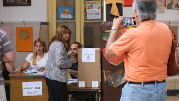 Las imágenes de la votación de este domingo en Rosario.