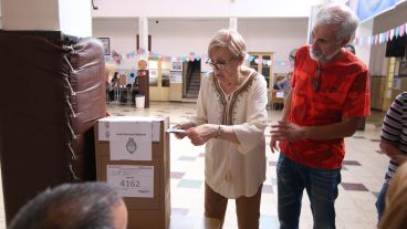 Las imágenes de la votación de este domingo en Rosario.