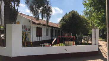 La escuela Pedro Durst, donde ocurrieron las agresiones a Lisandro.